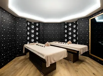 H YIN YANG COUPLE MASSAGE ROOM 2