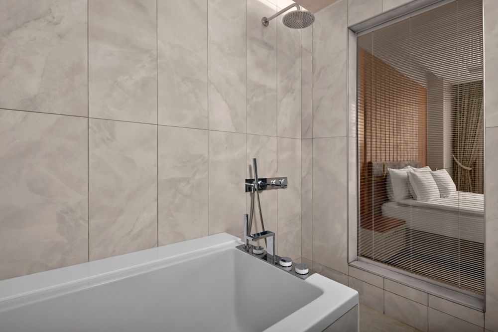 CT Room Executive Suite 06