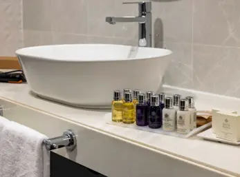 Bathroom Molton Brown2