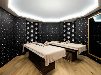 H YIN YANG COUPLE MASSAGE ROOM 2