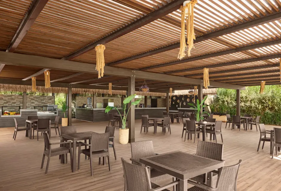 Concorde Bafra Sunset Bar 01 (1)