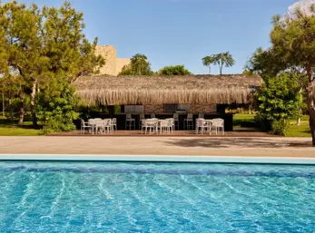 Concorde Bafra Pool Bar 01