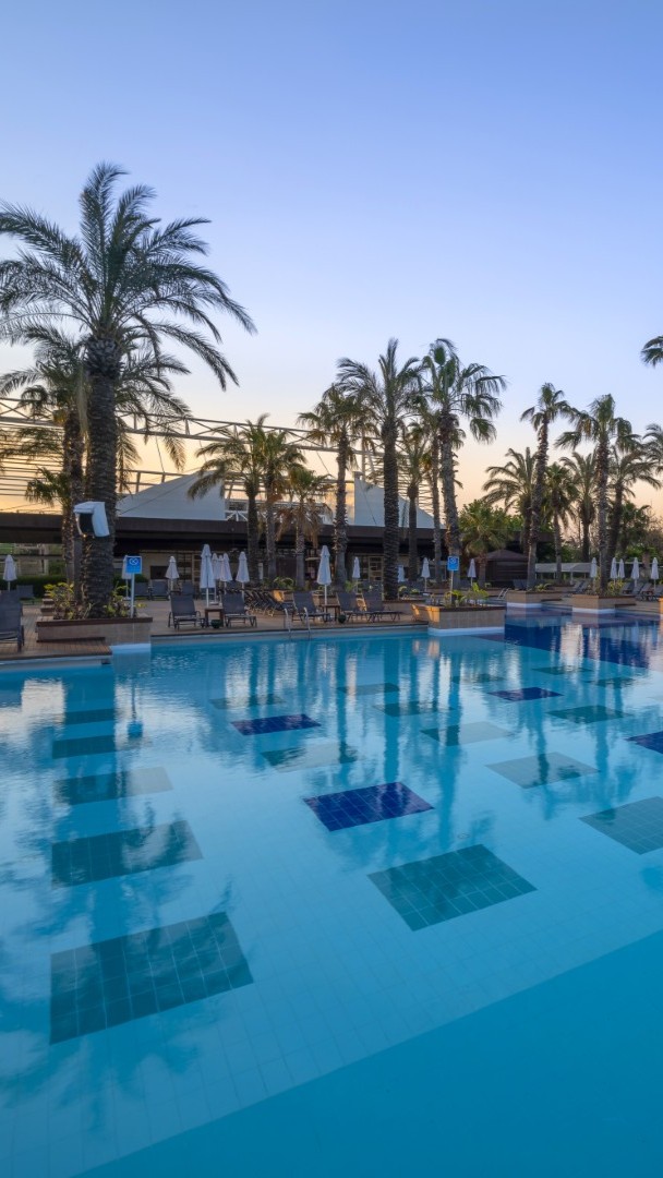 Main Pool 1 (Büyük).Jpg 16 9