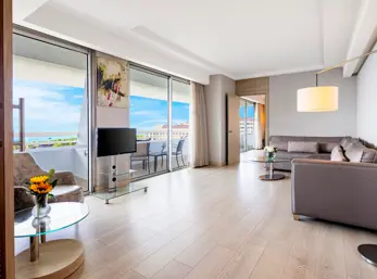 Family Suite Living Room 2