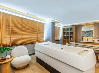 H ALGAE TREATMENT ROOM 1