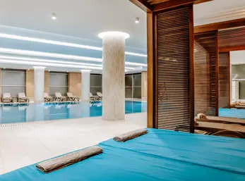 H SPA INDOOR POOL 7