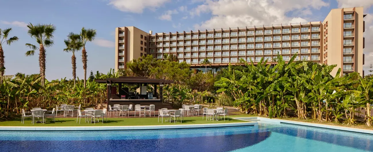 Concorde Bafra Tropic Bar 01