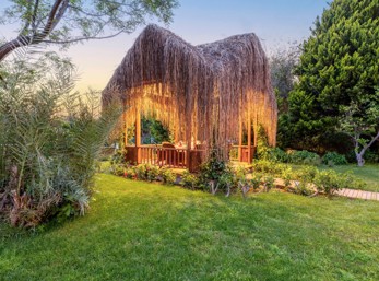 Dafne Garden Pavillon