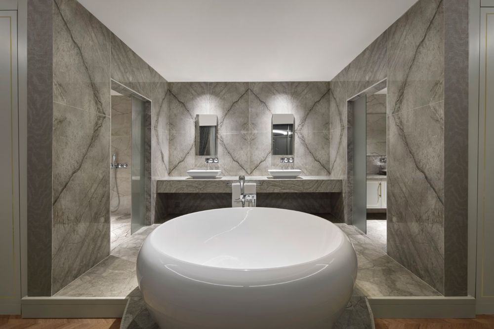 CT Room Royal Suite 05