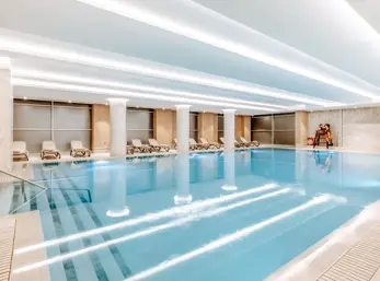 H SPA INDOOR POOL 3