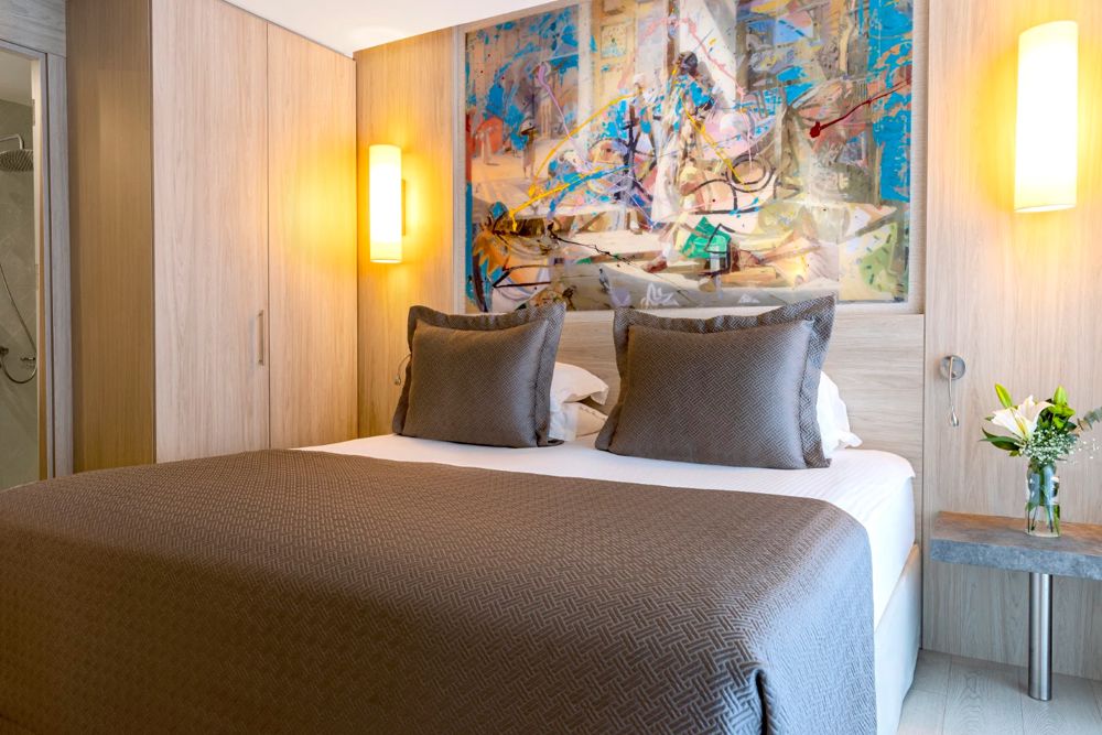 Junior Suite Bedroom 2