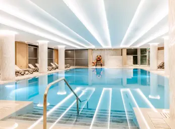 H SPA INDOOR POOL 2