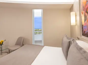 Grand Suite Bedroom 2